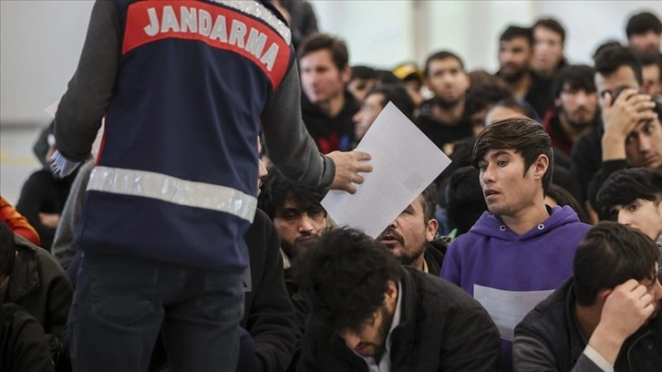 İstanbul'da 11 ayda 148 bin yabancı hakkında işlem yapıldı