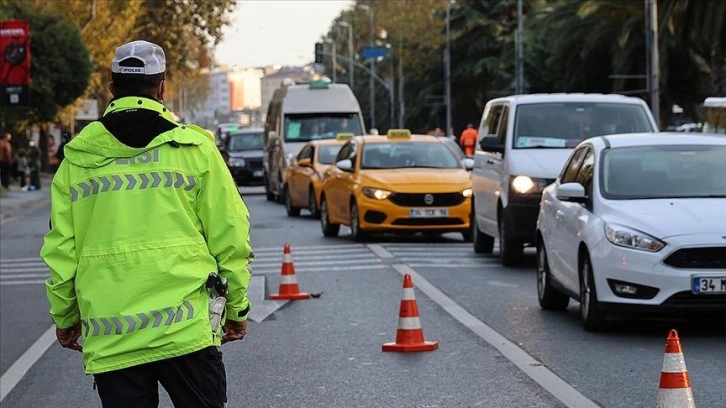 İstanbul'da bugün bazı yollar trafiğe kapatılacak