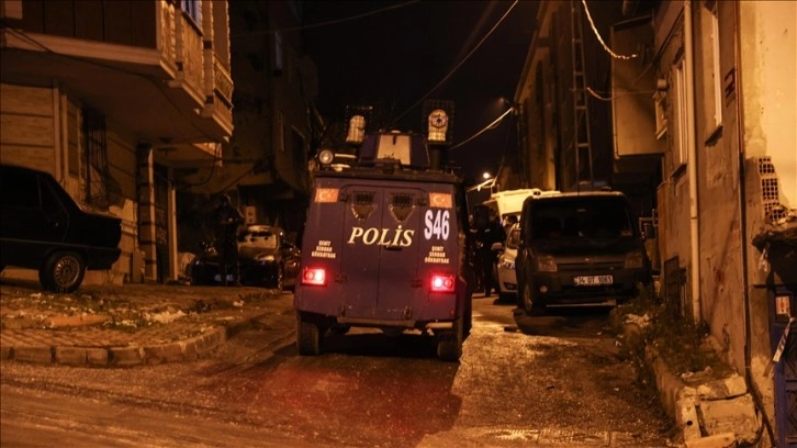 İstanbul'da DEAŞ operasyonunda 10 zanlı yakalandı