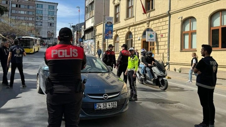 İstanbul'da helikopter destekli huzur uygulaması