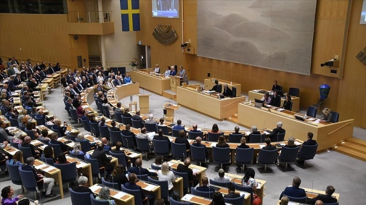 İsveç'te Sol Parti lideri, parti milletvekillerinin PKK paylaşımını onaylamadığını açıkladı