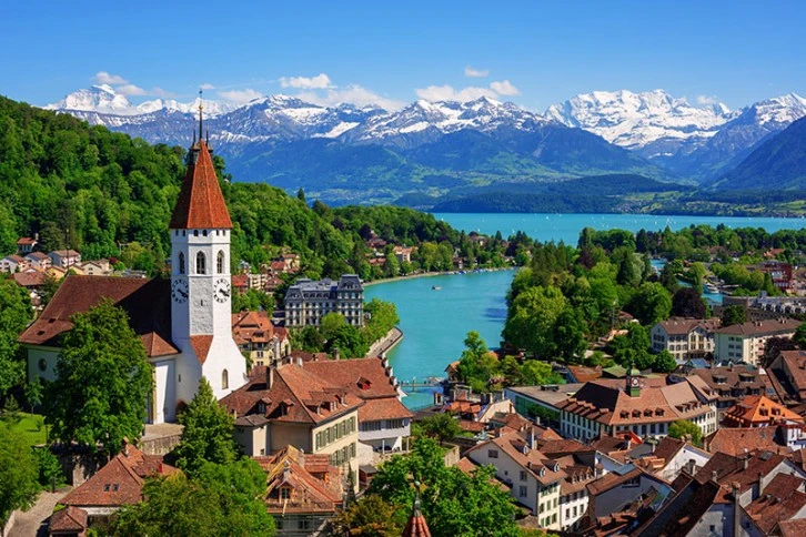 İsviçre Vizesi İçin Marina Vize Başvuru Merkezi'ni Tercih Edin