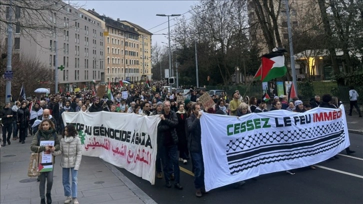 İsviçre'nin Cenevre kentinde Filistin halkına destek yürüyüşü yapıldı