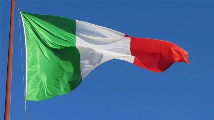 İtalya'da Temsilciler Meclisi, hükümetten savunma harcamalarını artırmasını istedi
