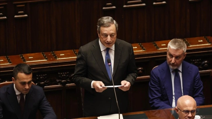 İtalyanlar, Draghi hükümetinin çökmesine yol açan siyasi krizden memnun değil
