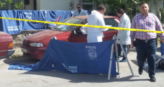İzmir’de anne ile oğluna arabada infaz