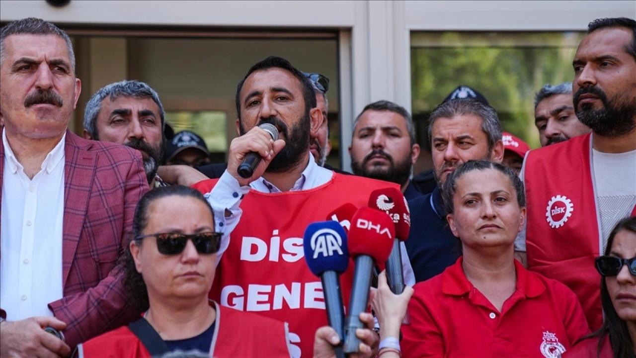 İzmir'de yaklaşık 23 bin işçinin grevi yedinci gününde
