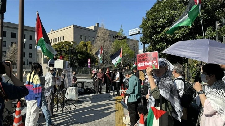 Japonya'da Başbakanlık Konutu önünde, İsrail'in Gazze'ye saldırıları protesto edildi