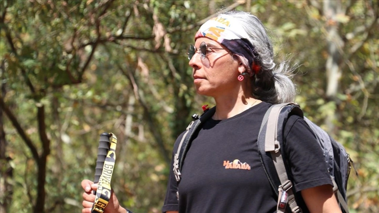 K2'nin zirvesine çıkan Türk kadın dağcıdan genç kadınlara "her şeyi yapabiliriz" mesa