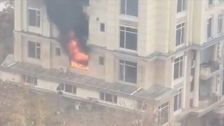 Kabil'de Çinlilere ait bir otele silahlı ve bombalı saldırı