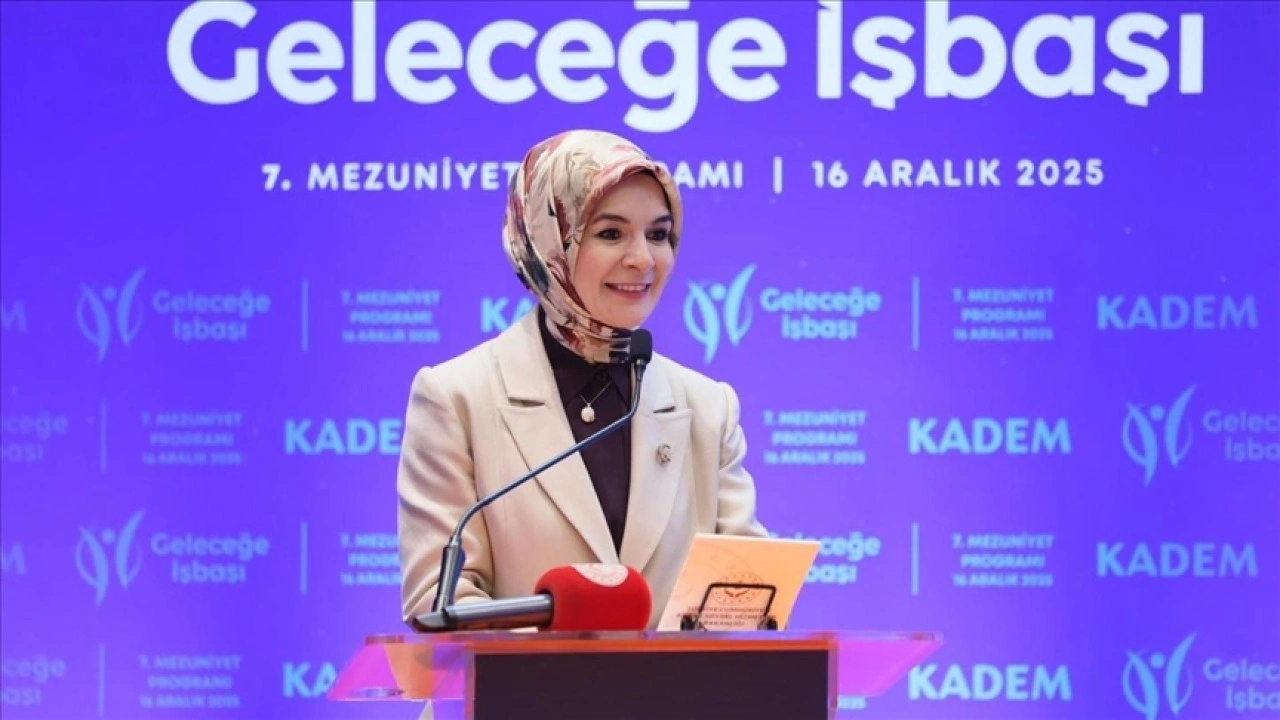 KADEM'in "Geleceğe İşbaşı Projesi" 7. d&ouml;nem mezunlarını verdi