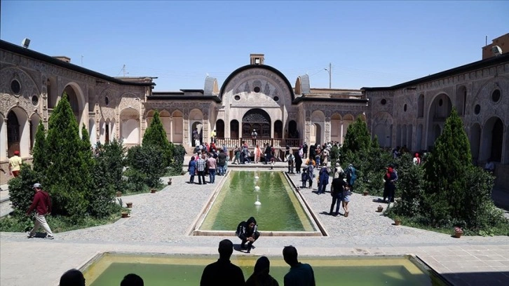 Kadim İran mimarisinin şaheserlerinden biri: Tabatabai Evi