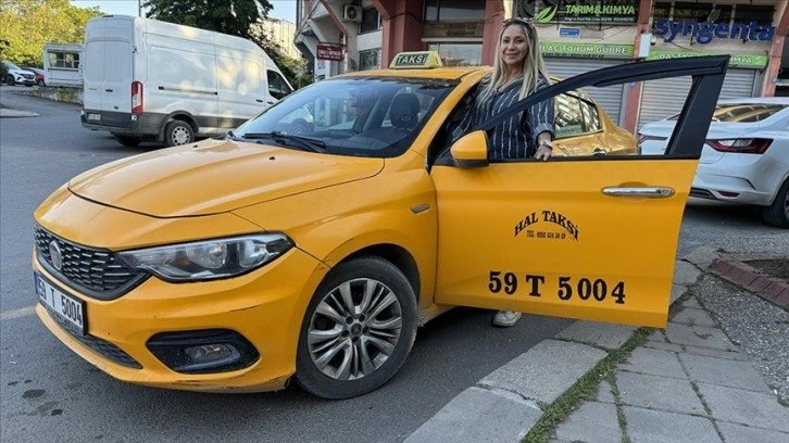 Kadın taksi sürücüsü İstanbul'da başladığı mesleğine Tekirdağ'da devam ediyor