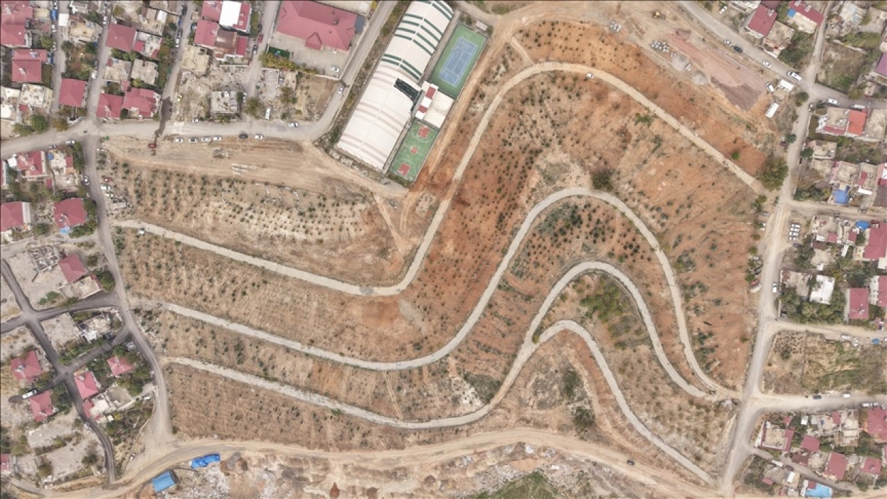 Kahramanmaraş'ta karbon emiliminin artırılması için 75 dönüm alan ağaçlandırılıyor