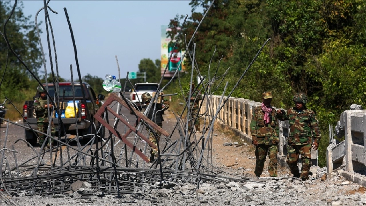Kambo&ccedil;ya ile Tayland arasındaki sınır &ccedil;atışmalarında 7 Aralık'tan beri 96 kişi &ouml;ld&uuml;