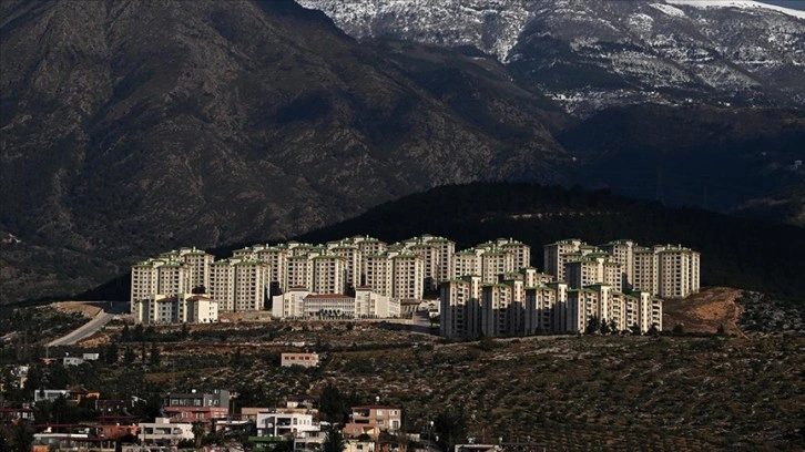 Kamu müteahhitleri deprem konutları için hazırlıklara başladı