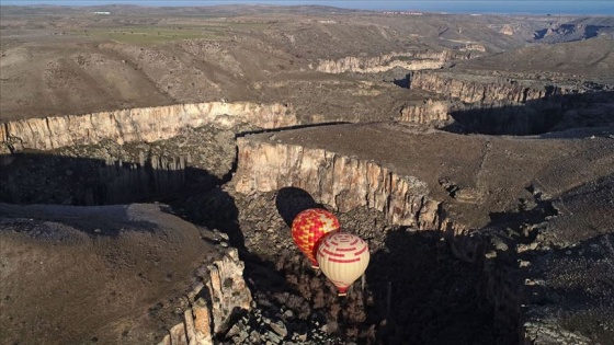 Kapadokya'da turistlerin balon turunda yeni adresi 'Ihlara'