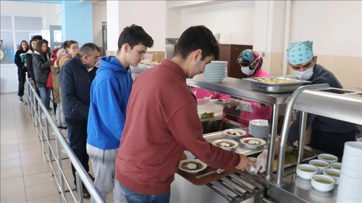 Karabük'te 10 binden fazla öğrenci yemeğe ücret ödemeyecek