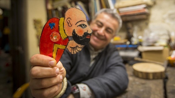 Karagöz sanatçısı Cengiz Özek, Karagöz ve kukla müzesi kurmayı hedefliyor