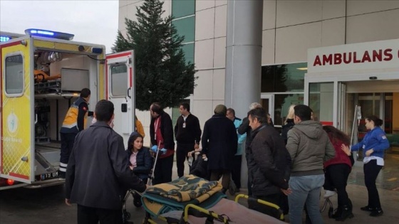 Karbonmonoksit gazından zehirlenen 103 öğrenci hastaneye kaldırıldı