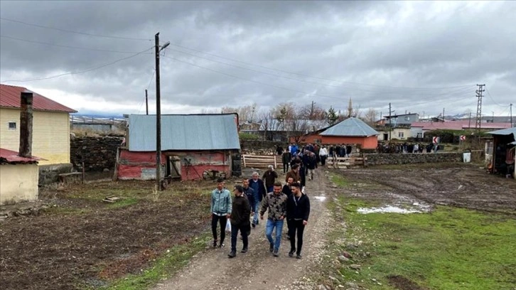 Kars'ta asırlık bayram geleneği sürdürülüyor