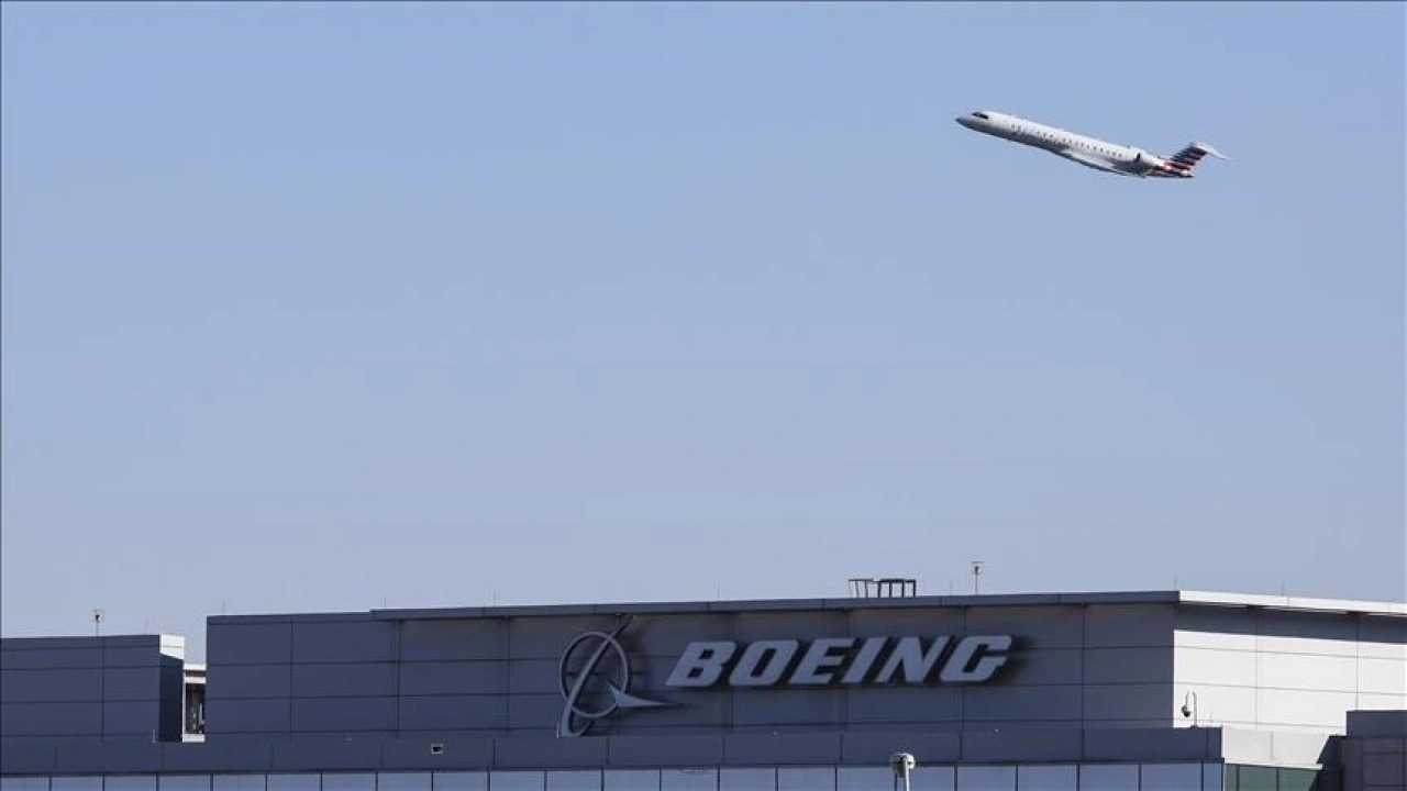 Katar ile Boeing arasında 160 uçak alımı için 200 milyar dolarlık anlaşma imzalandı