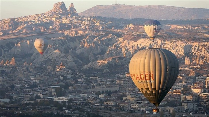 Kayak merkezlerindeki kar sıkıntısı Kapadokya'da yarıyıl tatilinde beklentileri artırdı