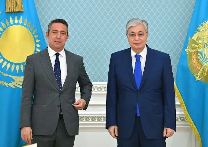 Kazakistan Cumhurbaşkanı Tokayev ile Koç Holding Başkanvekili Ali Koç ikili işbirliğini görüştü