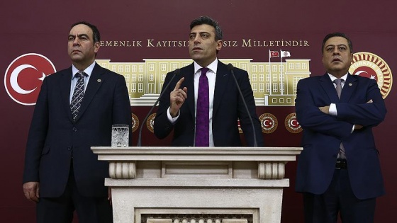 'Kıbrıs konusu Türkiye için kırmızı çizgidir'