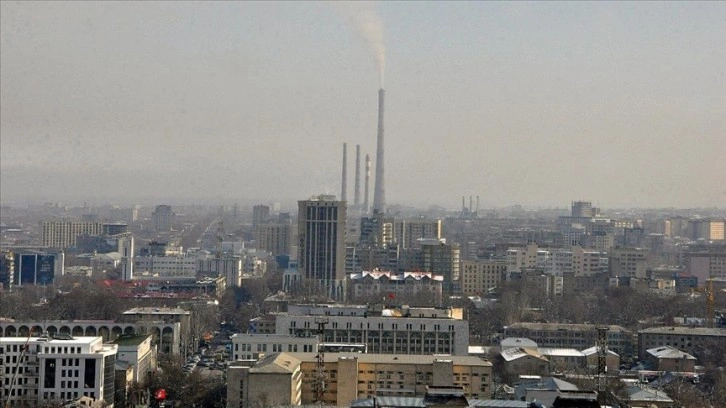Kırgızistan, Bişkek'te yaşanan hava kirliliğine çözüm arıyor