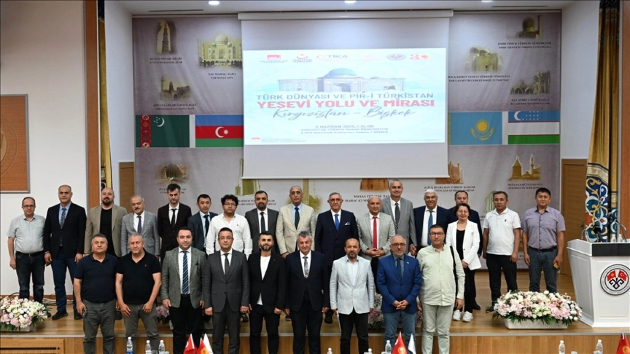 Kırgızistan'da "Türk Dünyası ve Pir-i Türkistan: Yesevi Yolu ve Mirası" paneli düzenl