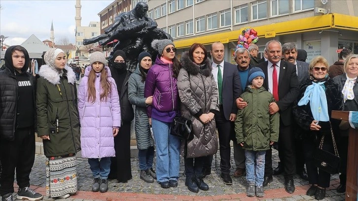 Kırım Tatar Türkü kadınları kalplerinin yarısını Ukrayna'da bıraktı