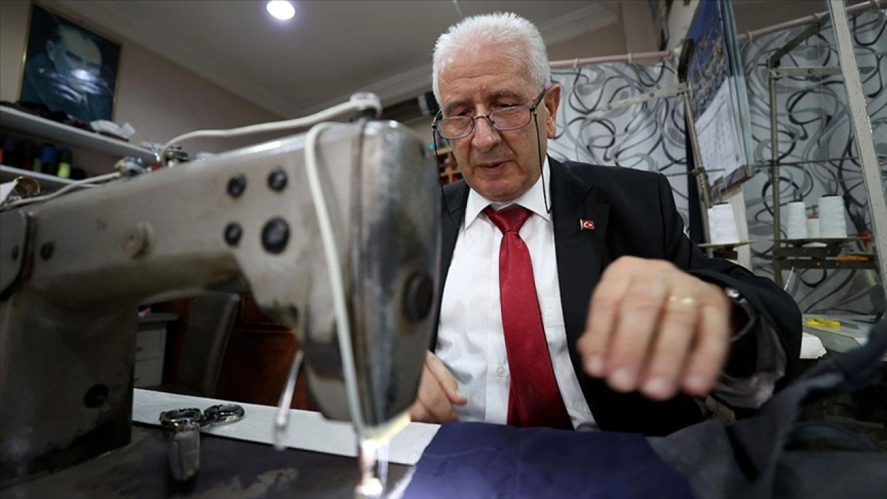 Kırklarelili terzi yarım asırdan fazladır elinden iğne ve ipliği düşürmüyor