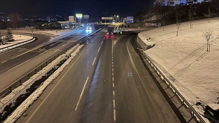 Kocaeli'den İstanbul istikametine tır ve kamyonların geçişine izin verilmiyor