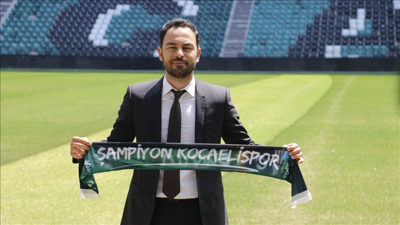 Kocaelispor, teknik direktör Selçuk İnan ile sözleşme imzaladı