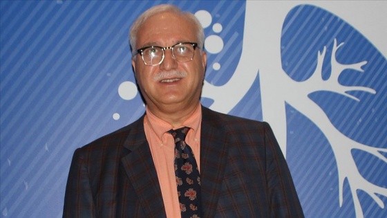 Korona Bilim Kurulu Üyesi Prof. Dr. Özlü: Hastalığı sosyal medyadan takip etmeyin