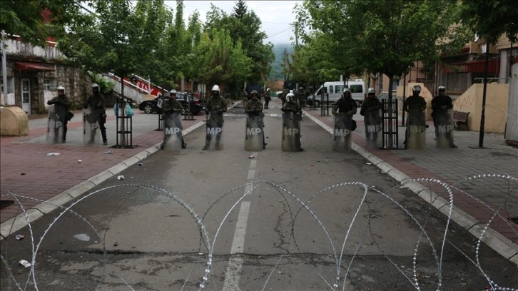 Kosova'nın kuzeyinde Sırpların protestoları sürüyor