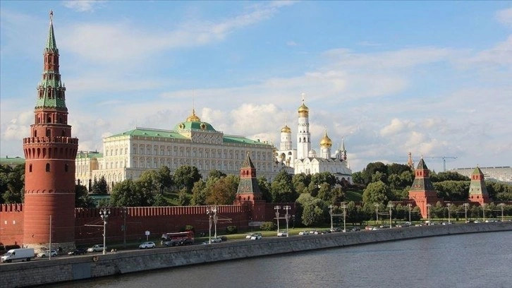 Kremlin: (AB'nin Ruslara vize kısıtlaması) Bir dizi saçmalıktaki başka bir gülünç karar