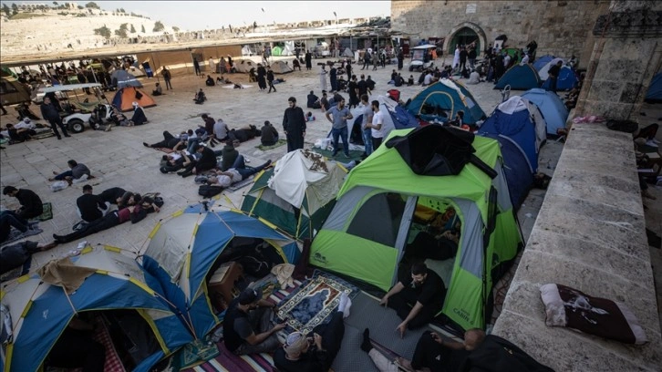 Kudüs'te bir Ramazan geleneği: Mescid-i Aksa'da kurulan itikaf çadırları