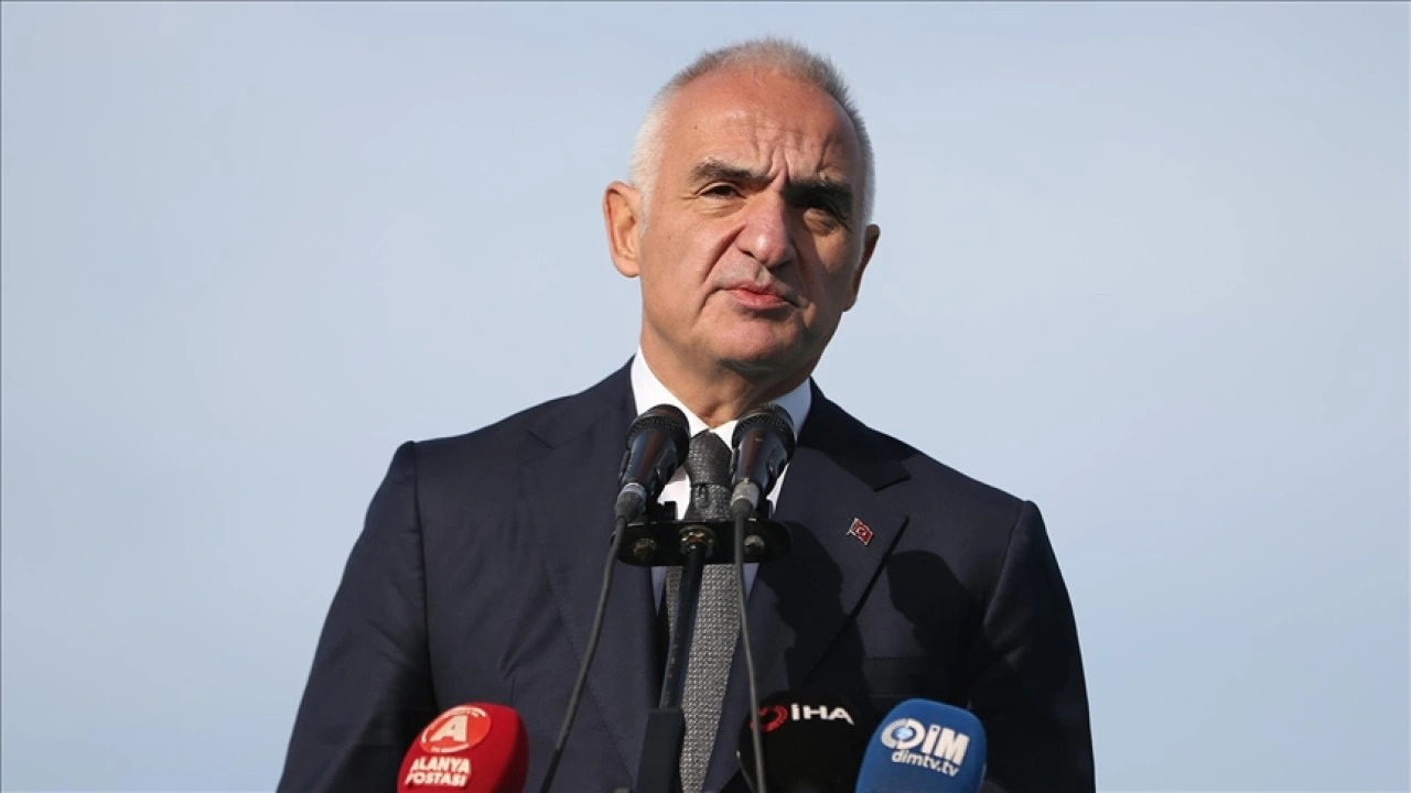 K&uuml;lt&uuml;r ve Turizm Bakanı Ersoy: D&uuml;nyaya &ouml;rnek olan turizm tanıtım stratejisi y&uuml;r&uuml;t&uuml;yoruz