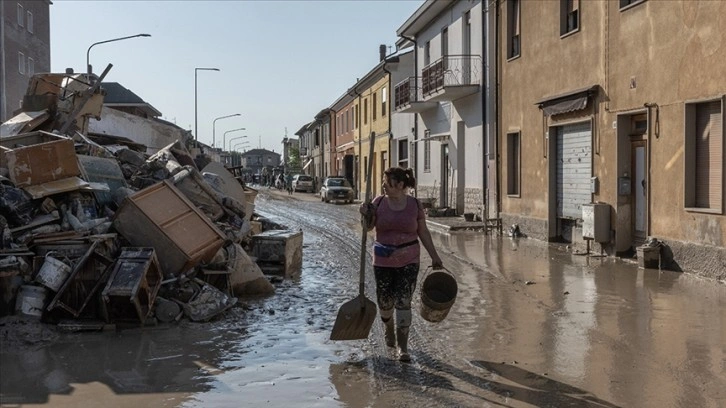 Küresel iklim değişikliğinin sebep olduğu sel felaketlerinin ekonomiye verdiği zarar artıyor