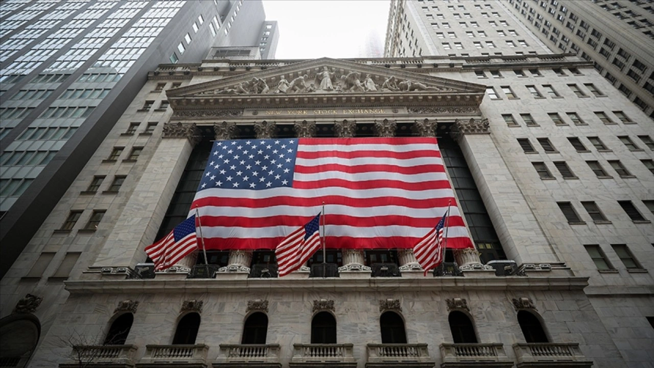 K&uuml;resel piyasalar ABD'de a&ccedil;ıklanacak b&uuml;y&uuml;me verisine odaklandı