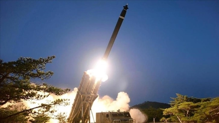 Kuzey Kore nükleer karşı saldırı tatbikatı yaptı