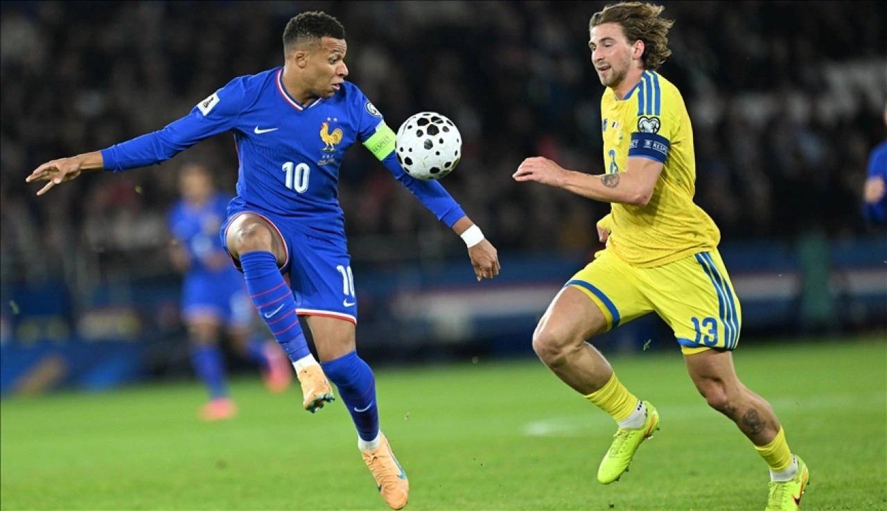 Kylian Mbappe, sakatlığı nedeniyle milli takım kampından ayrıldı