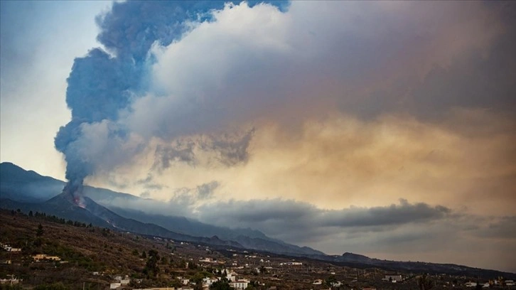 La Palma Adası, yanardağ patlamasının 1. yılında yaralarını saramadı