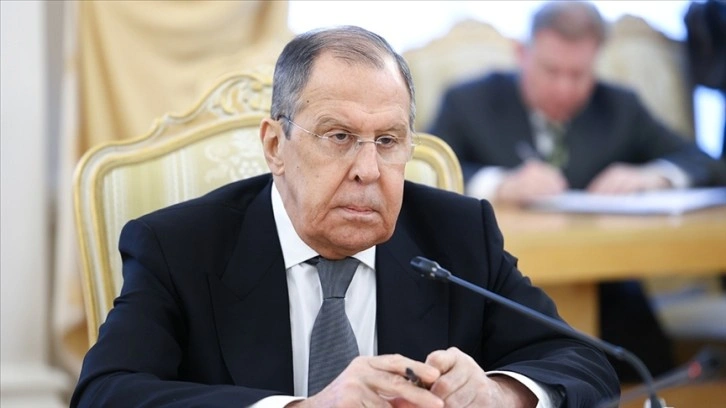 Lavrov: Amerikalılar, bölge üzerine bölgeyi istikrarsızlaştırarak kaosu yönetmeye çalışıyor