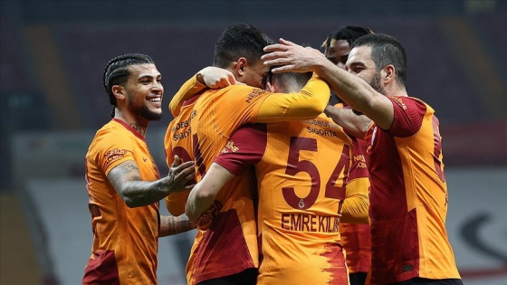 Lider Galatasaray galibiyet serisini 8 maça çıkardı