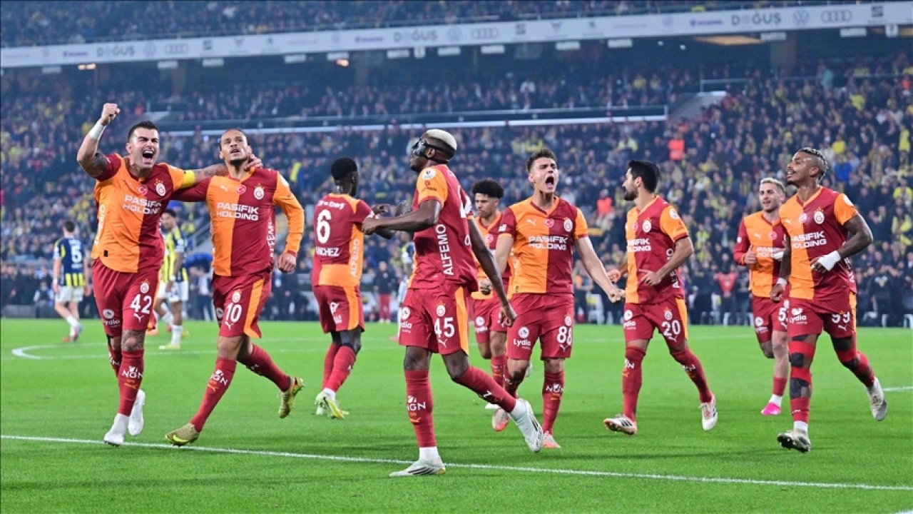 Lider Galatasaray, Süper Lig'de yarın Antalyaspor ile deplasmanda karşılaşacak