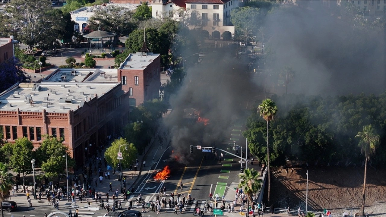 Los Angeles'taki sınır protestoları 3. gününde devam ediyor