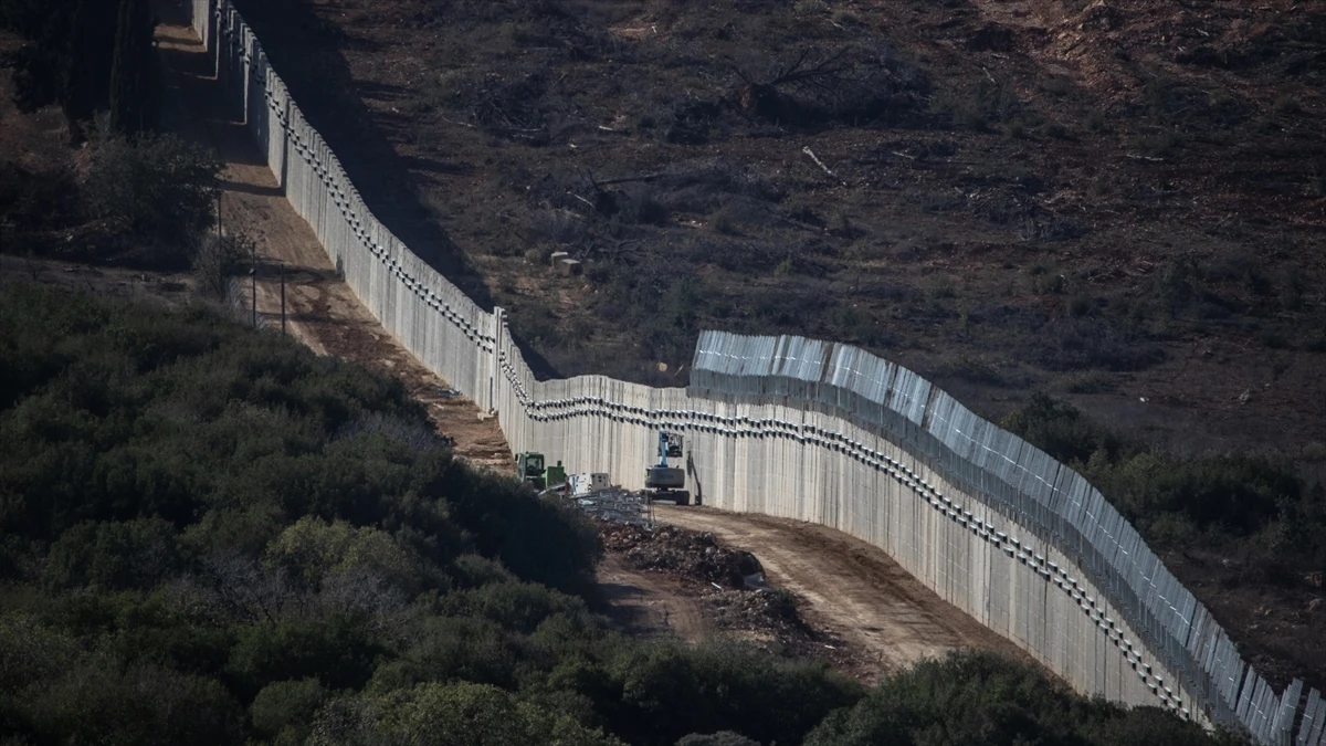 Lübnan, sınırları içinde duvar inşa eden İsrail'i BMGK'ye şikayet etti